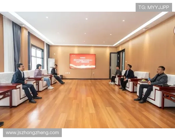 国际邀请赛分析：FPX团队协作的精彩表现与战术深度探讨